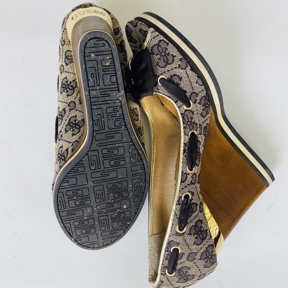 Guess Monogram Peep Toe Wedges | 9.5M - Picture 9 of 9